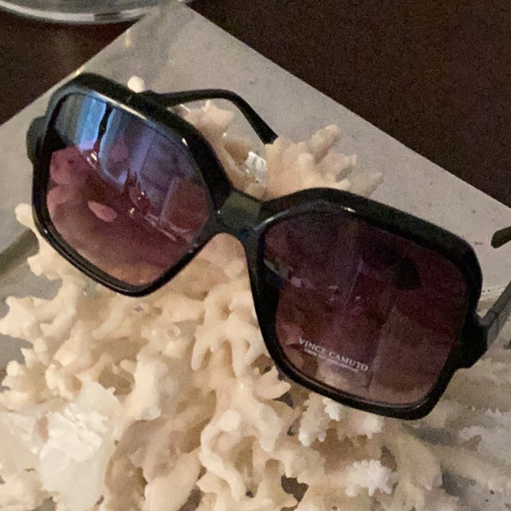 Vince Camino Classy New Sunglasses